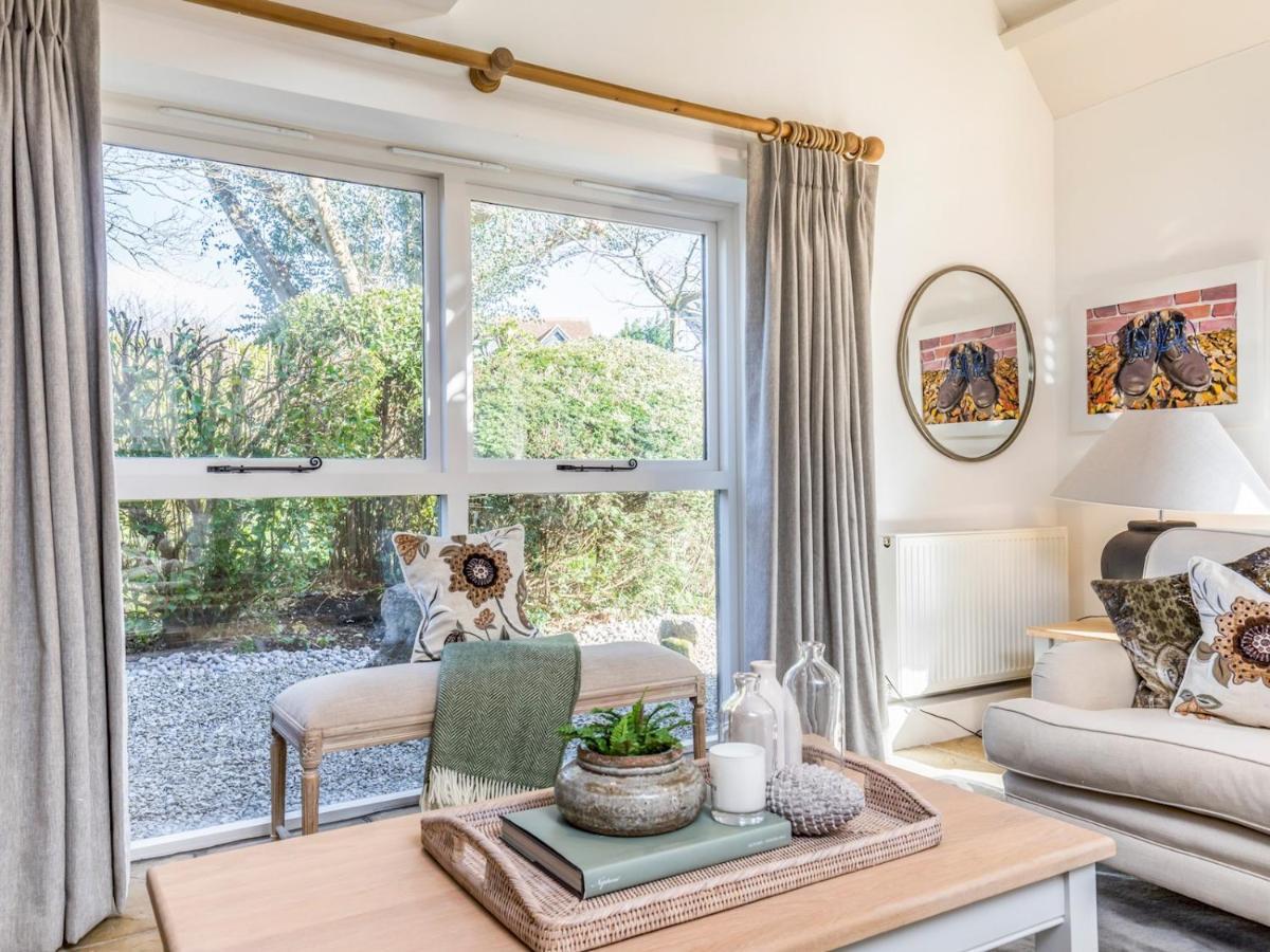 Pass The Keys Peaceful And Beautiful 1 Bedroom Barn Conversion Chichester Eksteriør bilde
